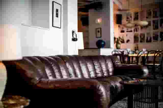 bar