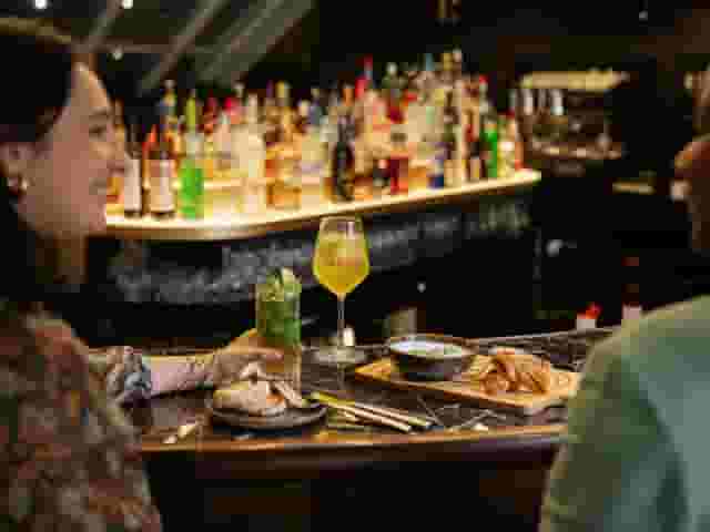 Cocktail bar