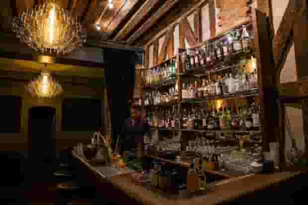 Jacques' Bar