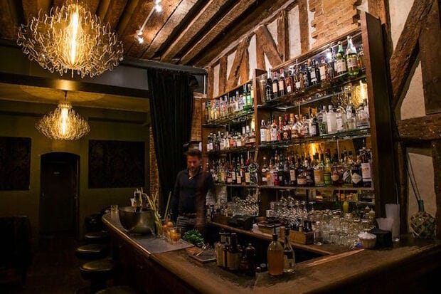 Jacques' Bar in The Hoxton Paris: Intimate venue for VIP receptions and cocktail events.