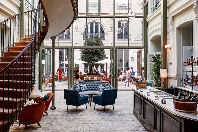 Jacques' Bar