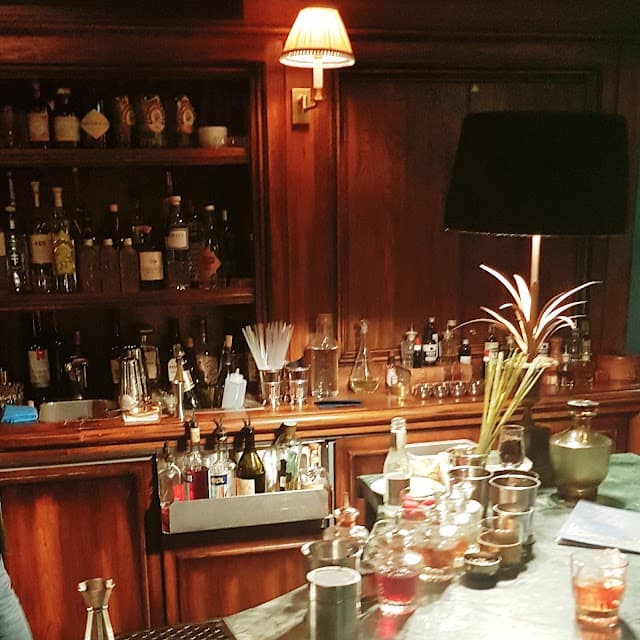 Jacques' Bar