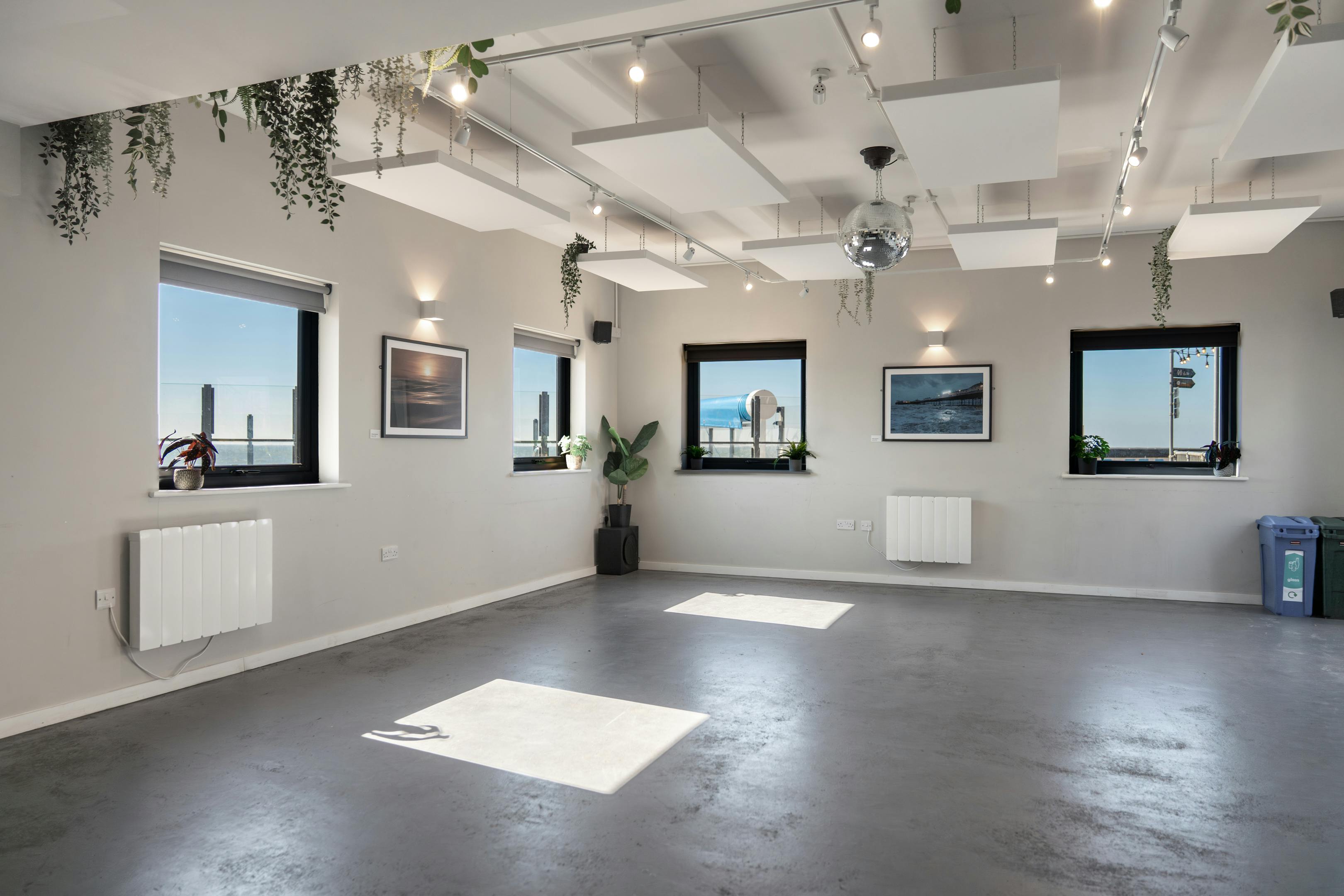 Sea Lanes Brighton - The Clubhouse image 1