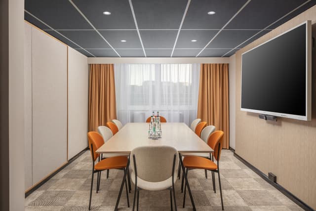 Regents Park Suite