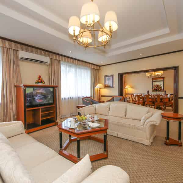 7th Floor Executive Board Room