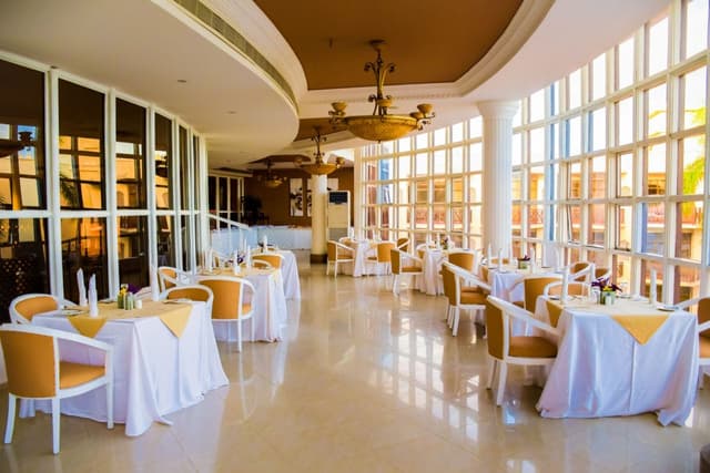 Golden Tulip Dar Es Salaam