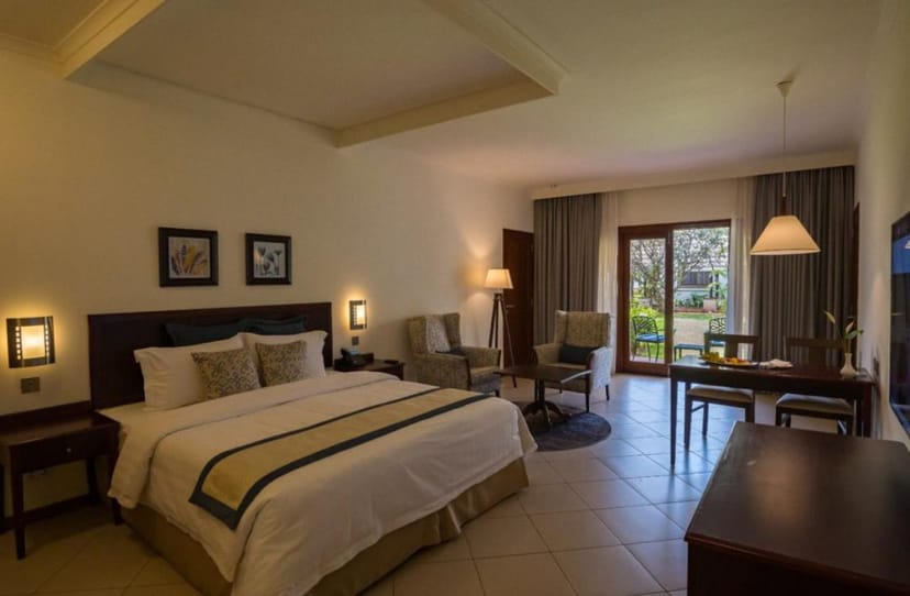 Gilmans Hall at White Sands: Elegant VIP retreat space for executive board meetings.