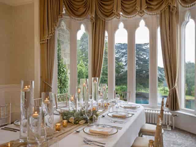 Elegant dining table in Morley Room, perfect for weddings and corporate events.