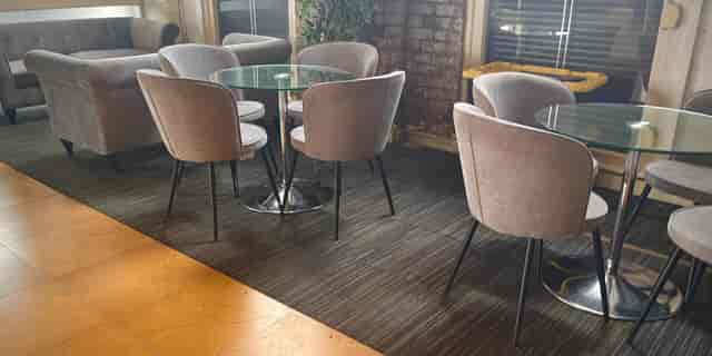 All Nations Church Oldham: Functional breakout area for business meetings and event venue hire.