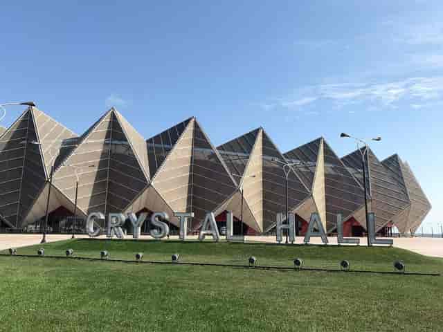 Baku Crystal Hall Level 2: spacious multi-purpose venue for large-scale corporate events or concerts.