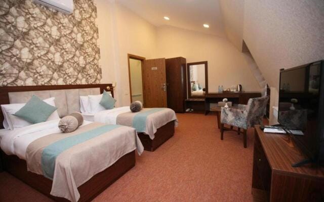 Budget-friendly twin meeting room at Auroom Hotel, ideal for conference and corporate events.