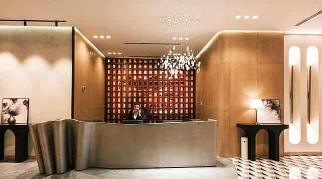 Lobby Lounge & Bar
