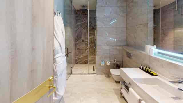 Luxury hotel bathroom at InterContinental Baku for VIP events and executive accommodations.