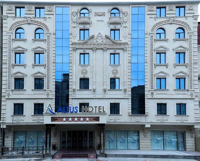 Royal Crown Restaurant at Altus Hotel Baku for executive board meetings and corporate retreats.