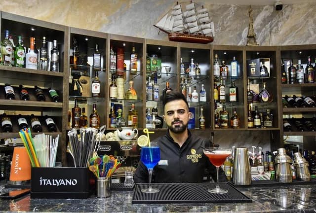 Bar