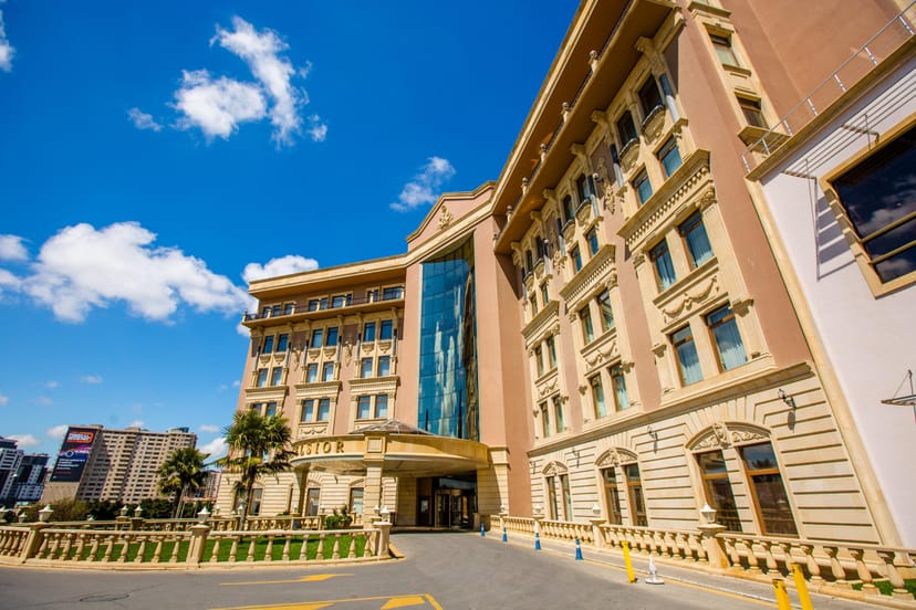 La Patisserie at Excelsior Hotel Baku: grand porte-cochère for corporate conferences and events.