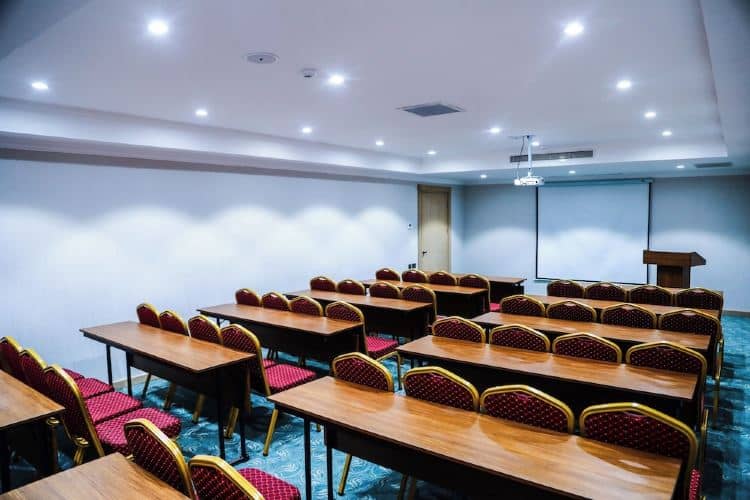 Classroom-style conference hall at Iris Hotel Baku for corporate training and seminars.