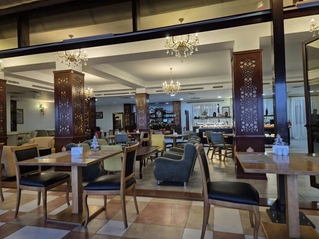 Baruka Wine House