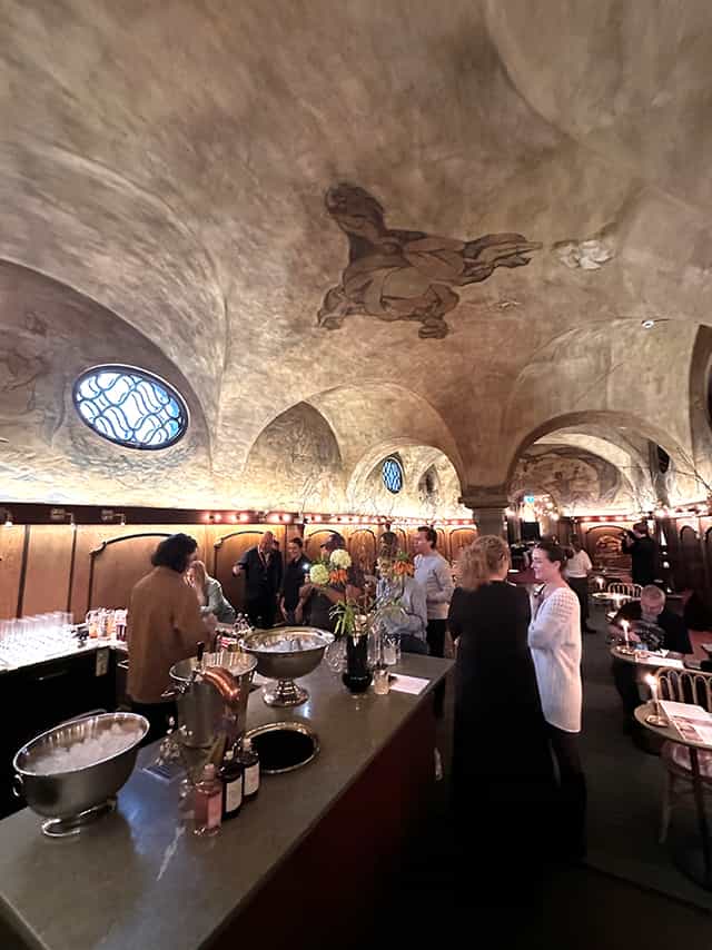 Vault-style Stadshuskällaren restaurant for intimate networking and boutique receptions.