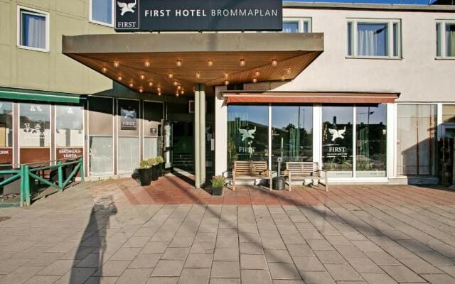 First Hotel Brommaplan meeting room for small breakout sessions and business events.