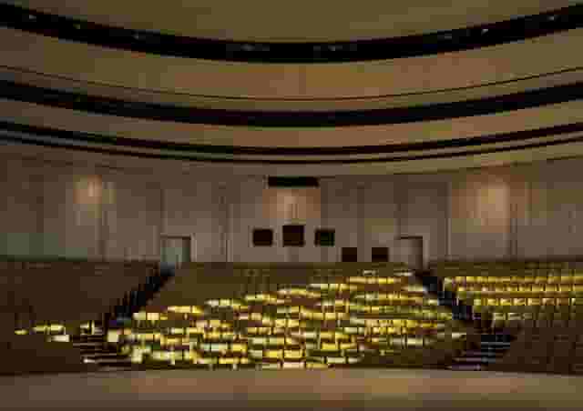 Erling Persson Hall