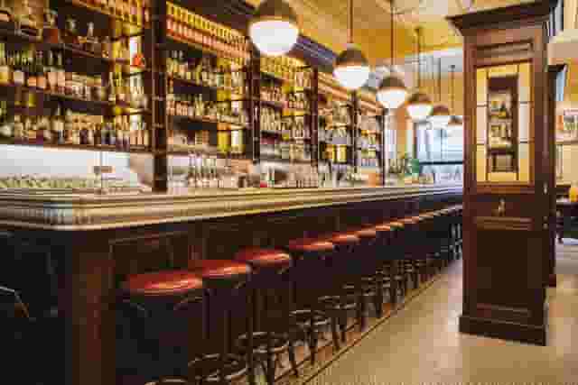Bar