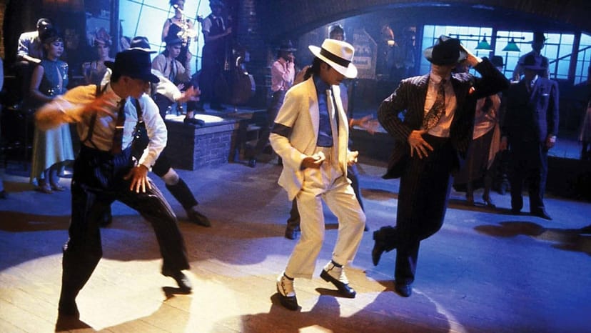 Moonwalker performance with Roaring 20s costumes for themed events and gala entertainment.