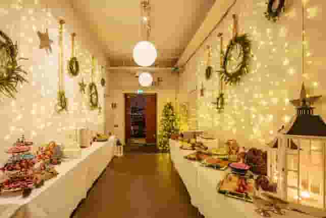 Banquet hall