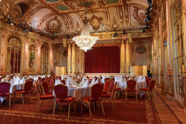 Banquet hall
