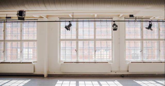 Industrial-chic event space in Nacka Strand, perfect for workshops and gallery exhibitions.