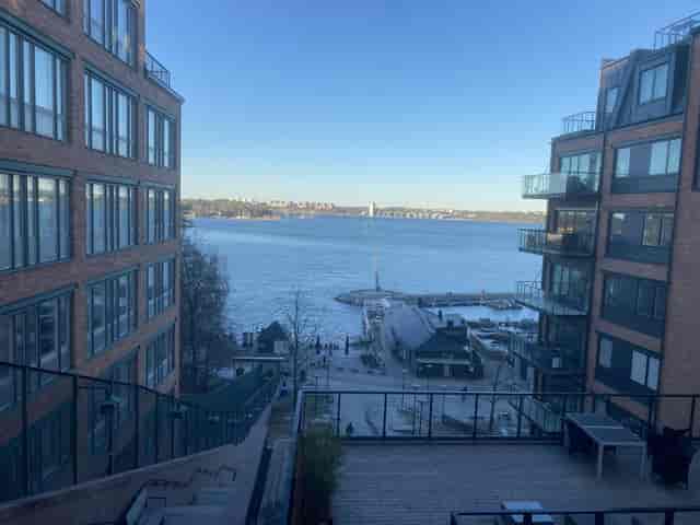 Waterfront terrace at Hörsal Nacka Strand for upscale networking events and corporate meetings.