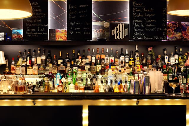 Bar