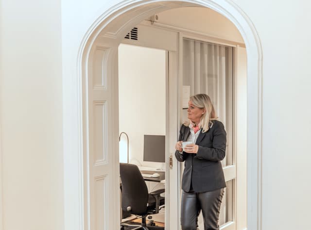 Private Desk