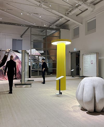 Industrial-style event space, Lobby in Ark, ideal for art installations and unique venue rentals.
