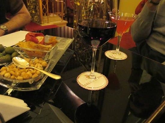 Salone Eva