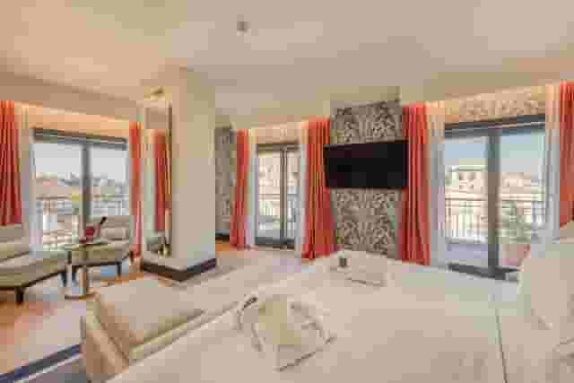 “ROMA” ROOM