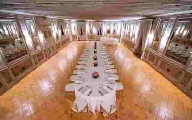 Sala degli Specchi