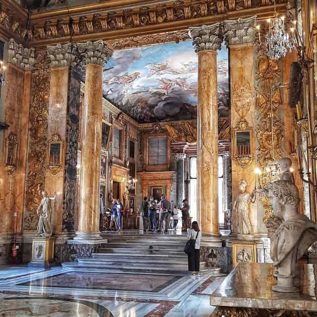 Sala della Colonna Bellica