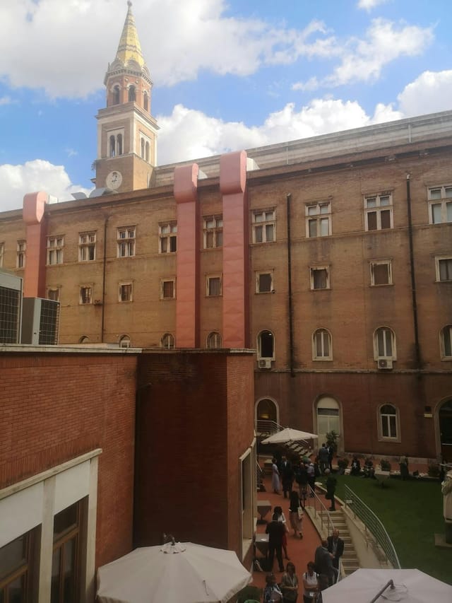 Sala San Francesco at Auditorium Antonianum: heritage venue for luxury events and site renovations.