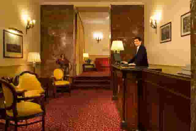 Guest lounge