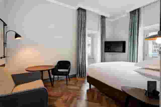 Meeting Rooms
