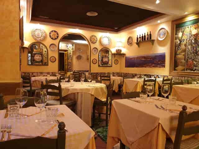 Sala Flaminia restaurant interior for small group incentive dinners and networking events.