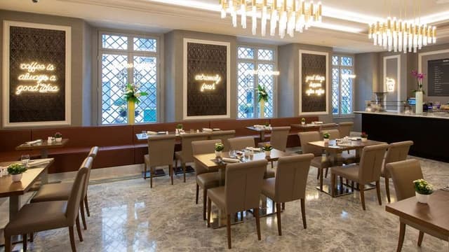 Banquet hall