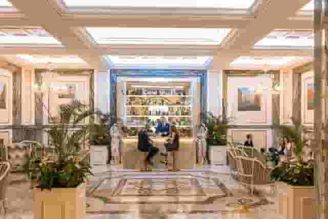 Banquet hall