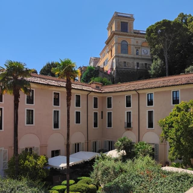 Chiostro Giardino