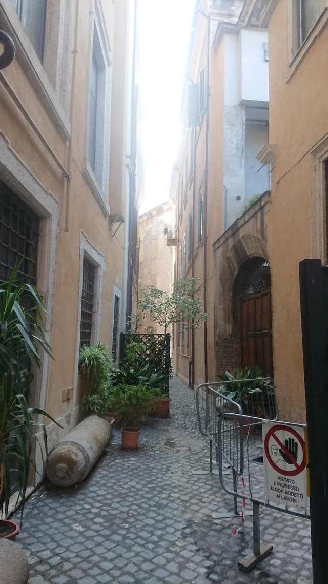 Palazzo Albertoni Spinola