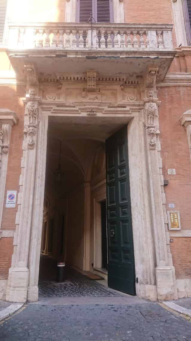 Palazzo Albertoni Spinola