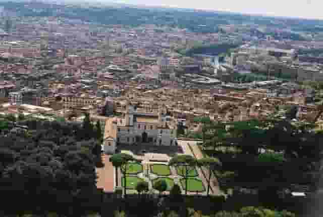 The Viale degli Aranci