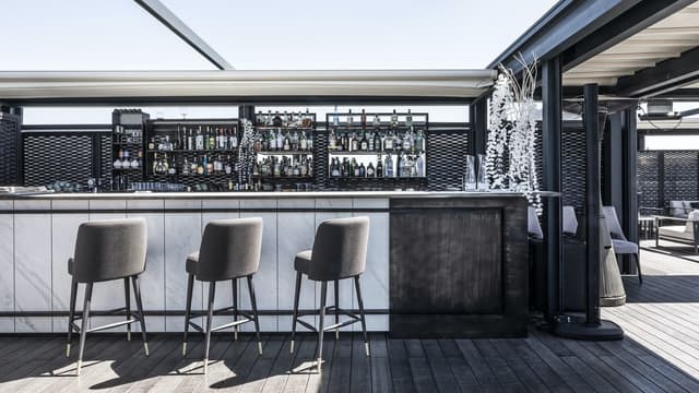 Adèle Mixology Lounge