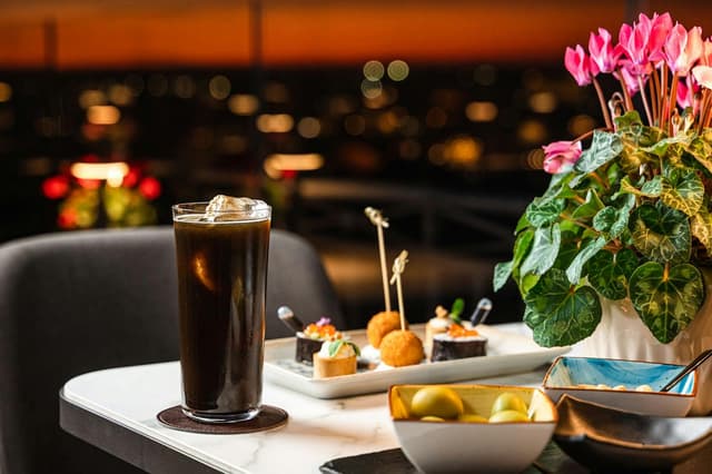 Adèle Mixology Lounge